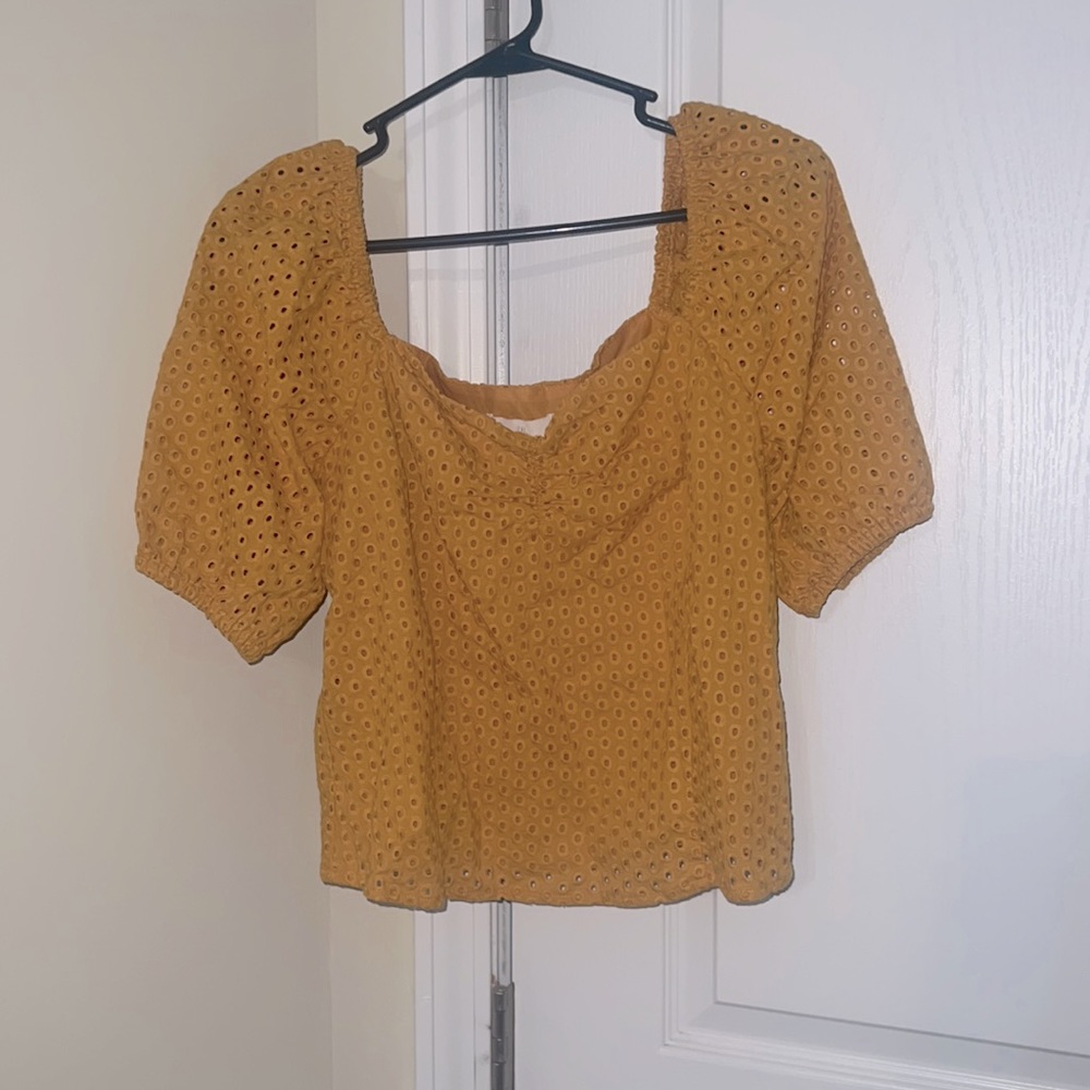 Yellow cute summer HM top